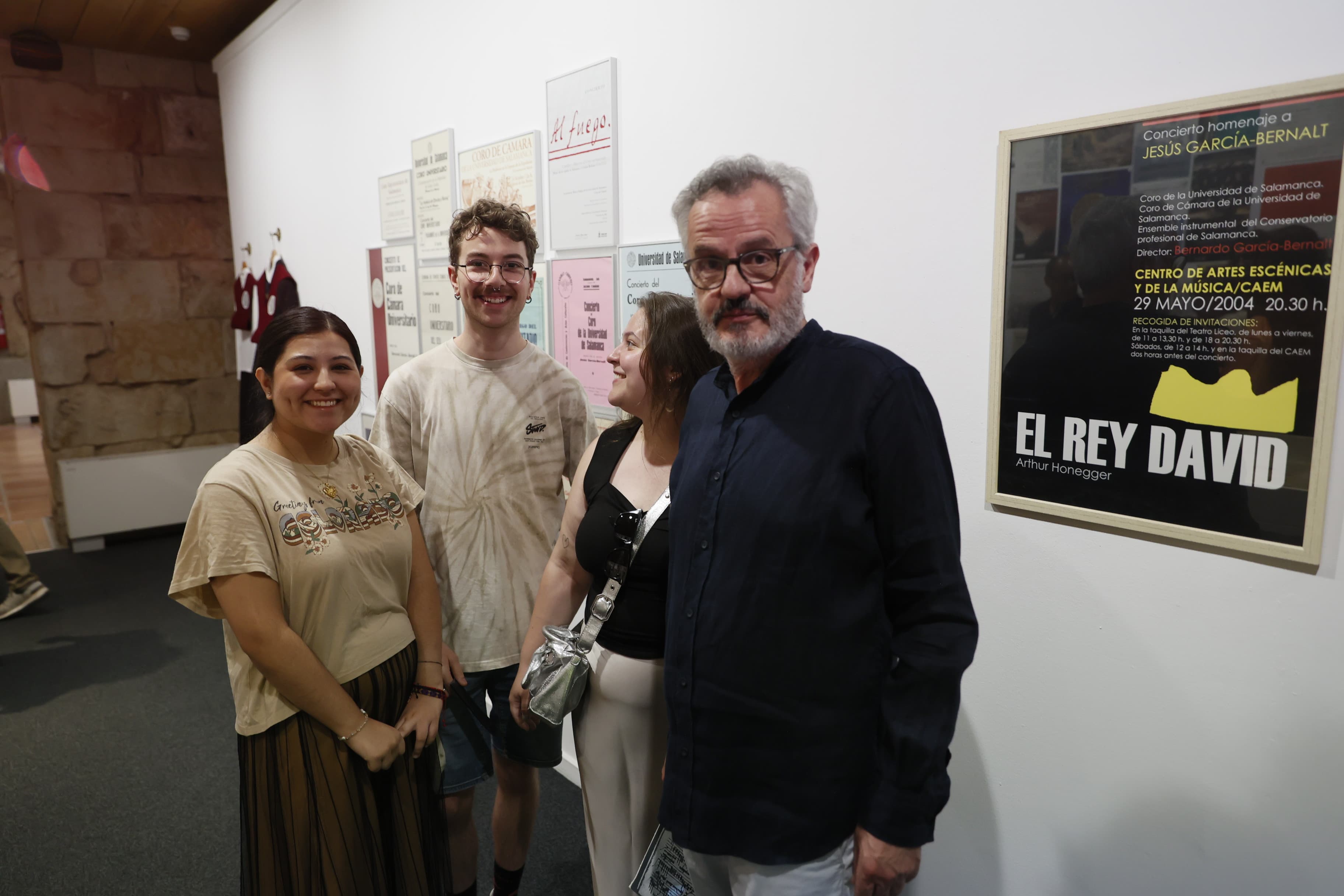 Un viaje a través de la historia del Coro Universitario y de Cámara de la Universidad