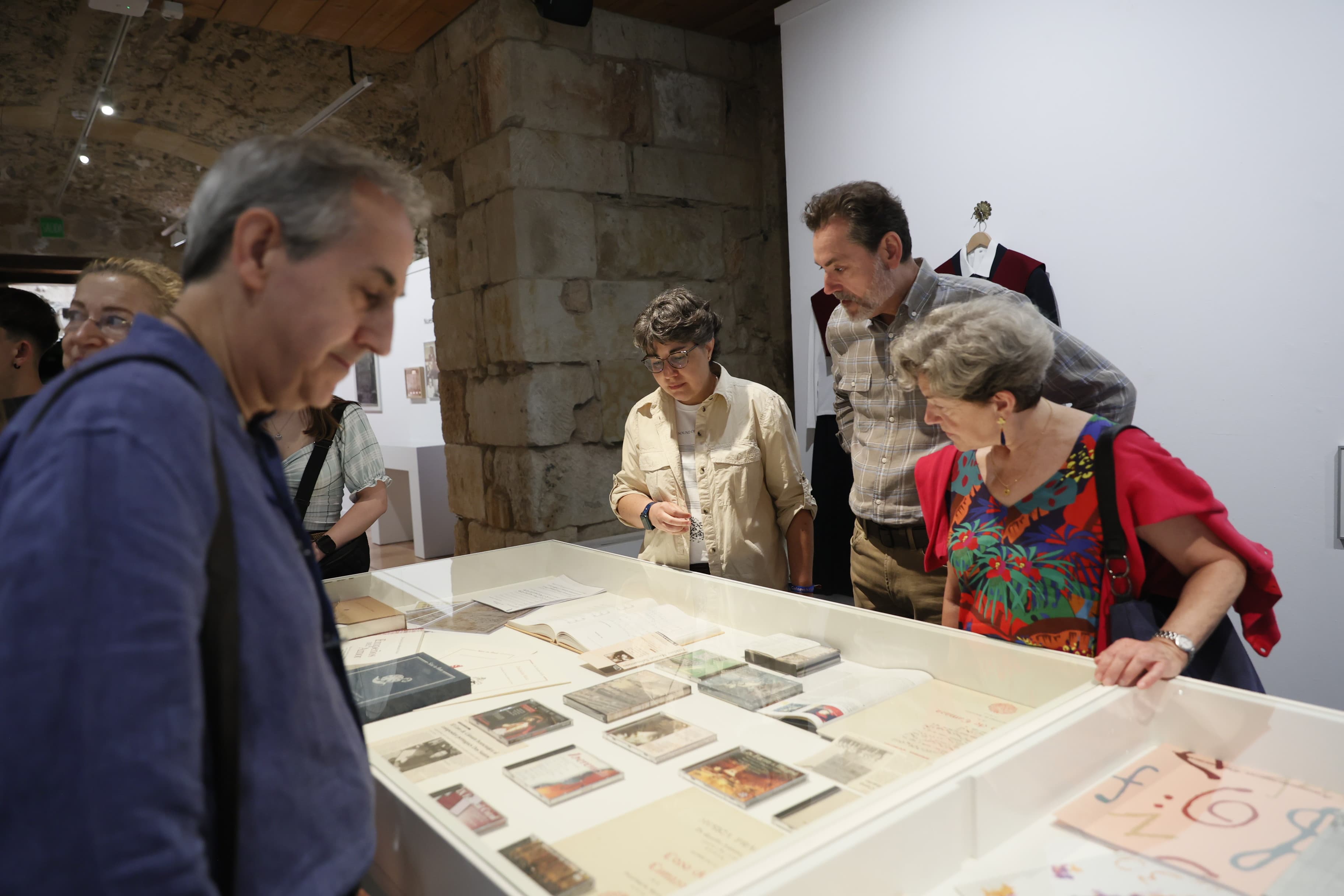 Un viaje a través de la historia del Coro Universitario y de Cámara de la Universidad
