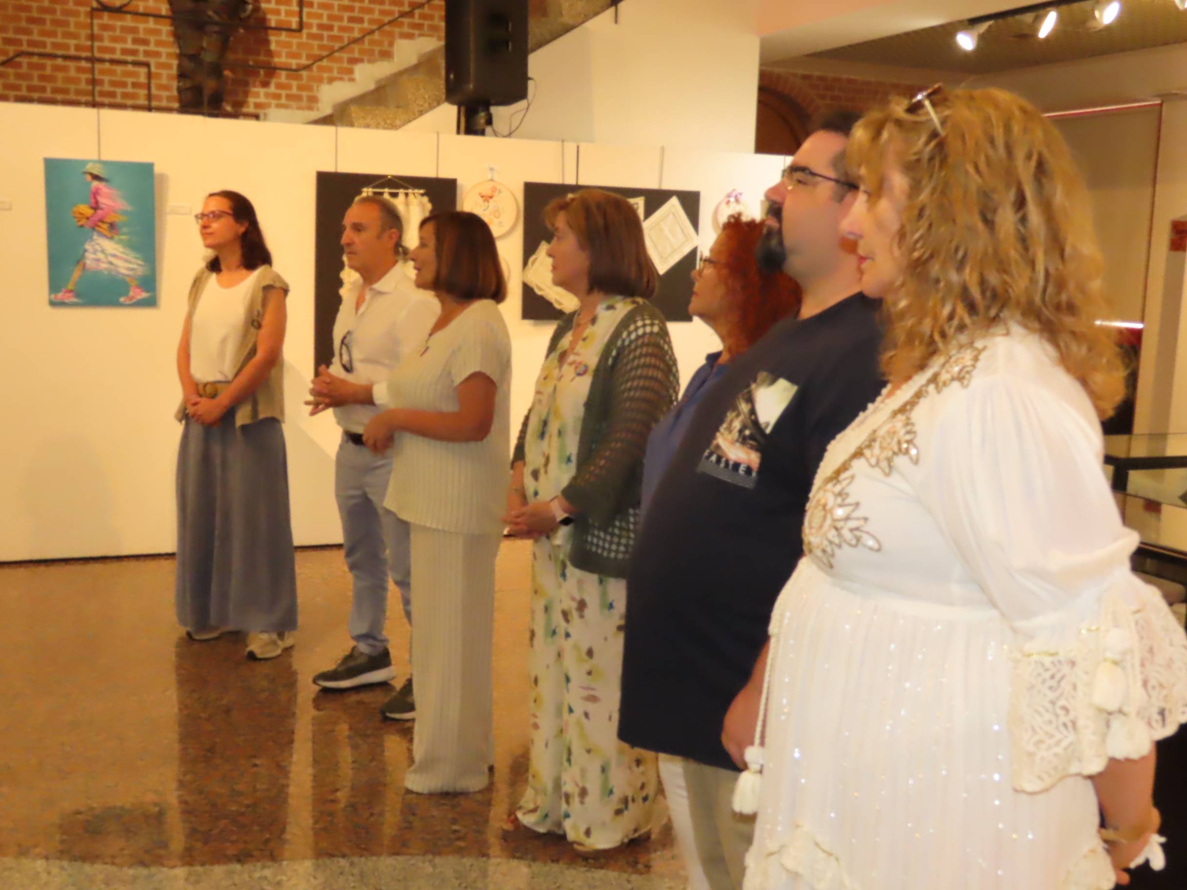 El resultado de un año de manualidades y arte en el zaguán de Peñaranda