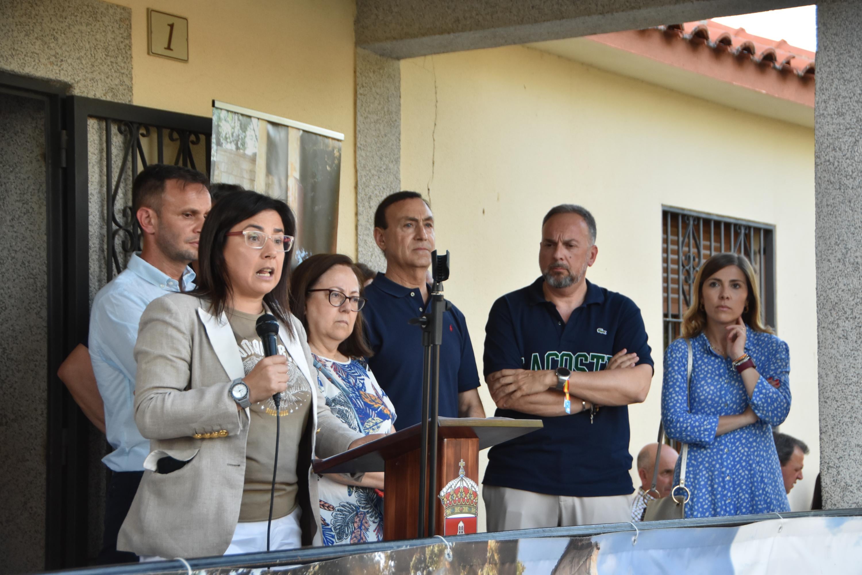 La mediática diputada Ana Vázquez ensalza «lo rural» en San Pedro del Valle