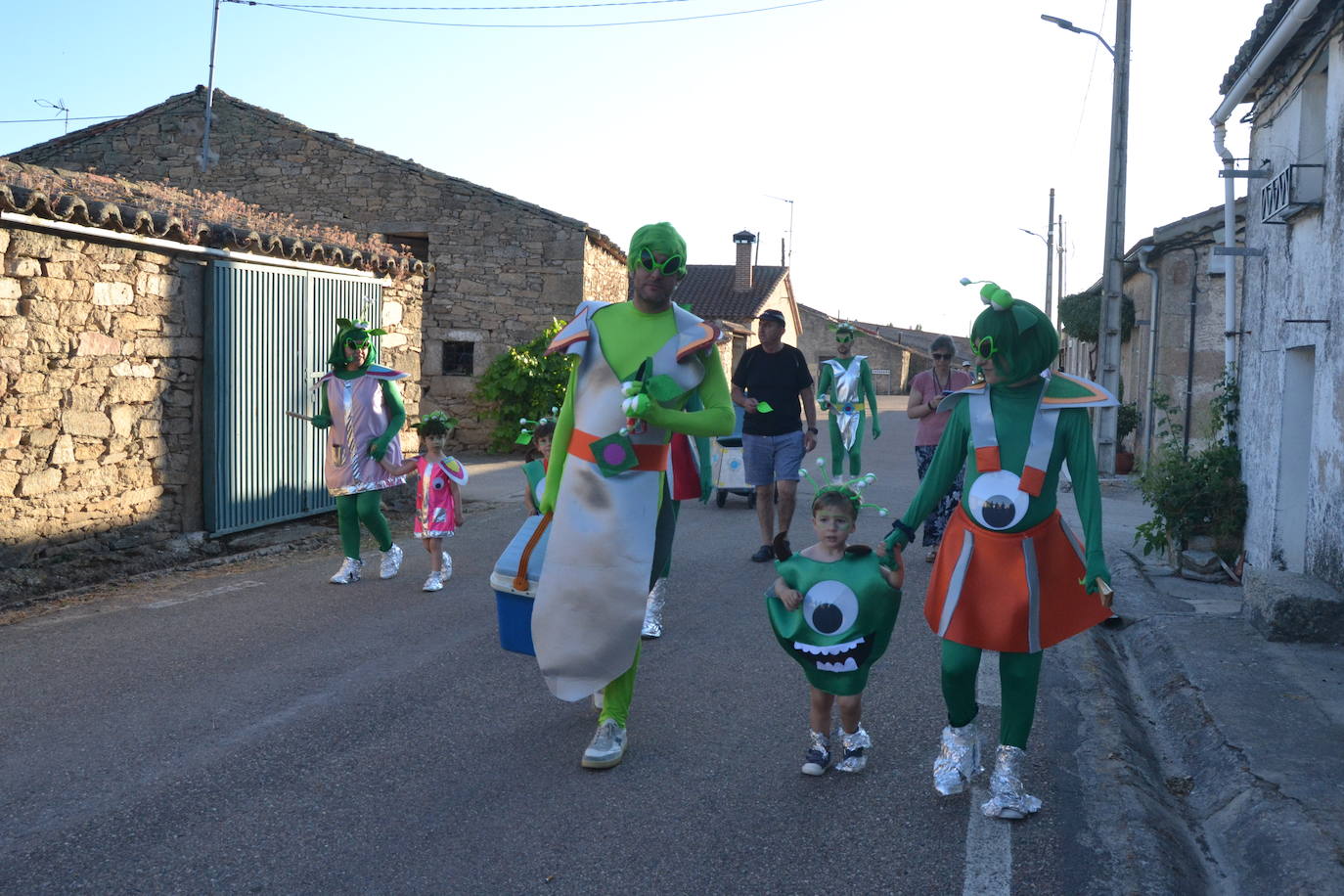 La creatividad se desborda en Villar de Peralonso