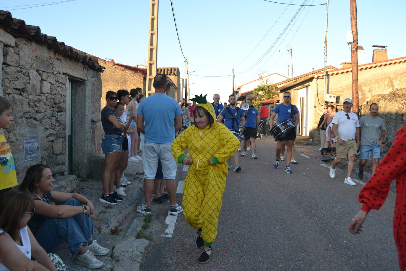 La creatividad se desborda en Villar de Peralonso