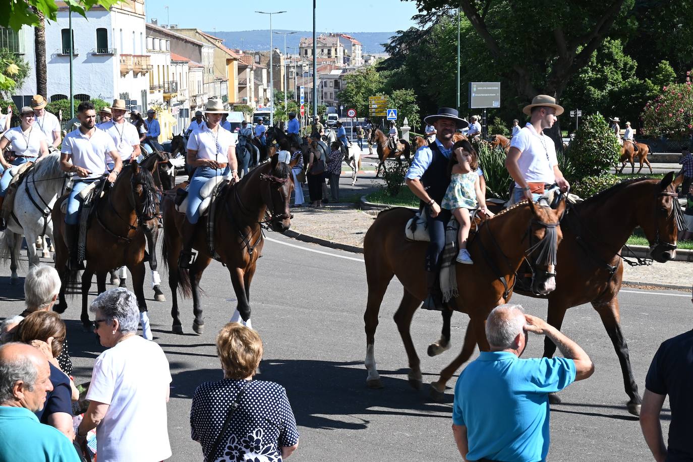 La peregrinos de Ciudad Rodrigo ponen rumbo a la Peña de Francia