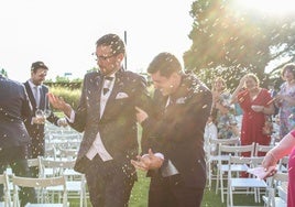 Álvaro Iglesias y Abdón Martín-Zarco en su boda el 22 de junio de 2024.