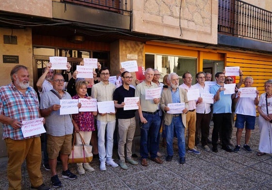Veteranos socialistas defendiendo el sanchismo en julio de 2023.