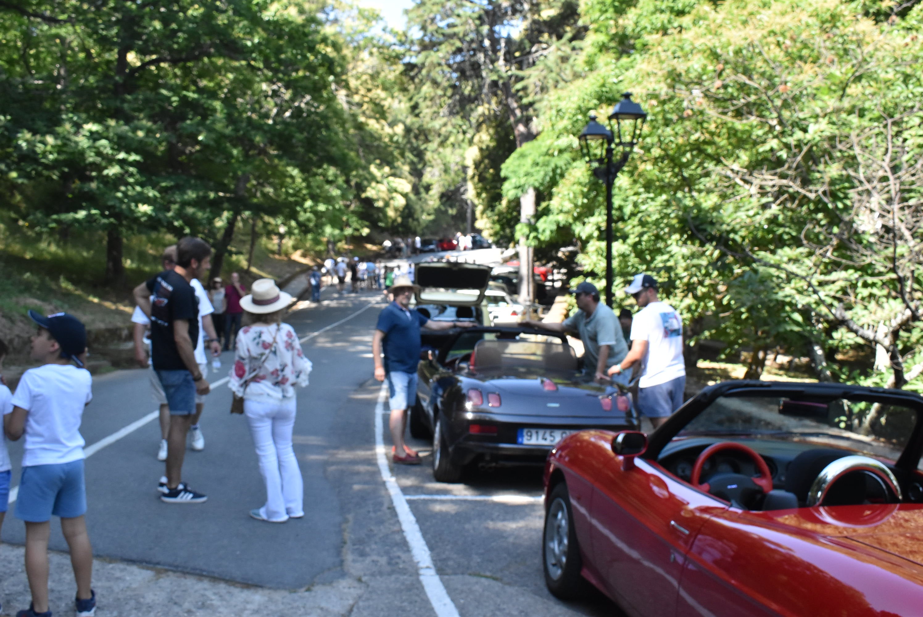 Éxito en la primera concentración de coches clásicos y vespas celebrada en Béjar