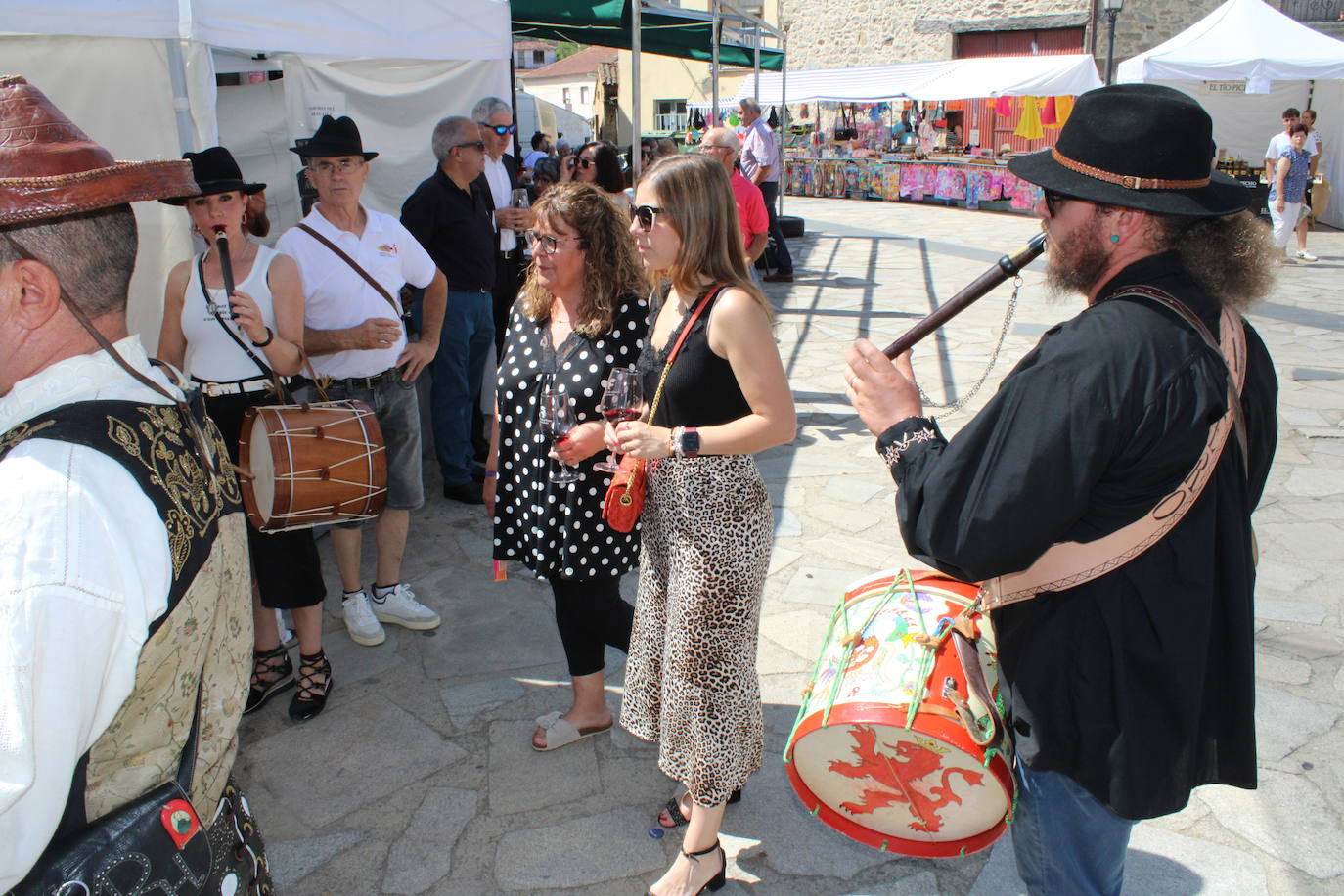 Festival de sabores en una animada feria en Linares de Riofrío