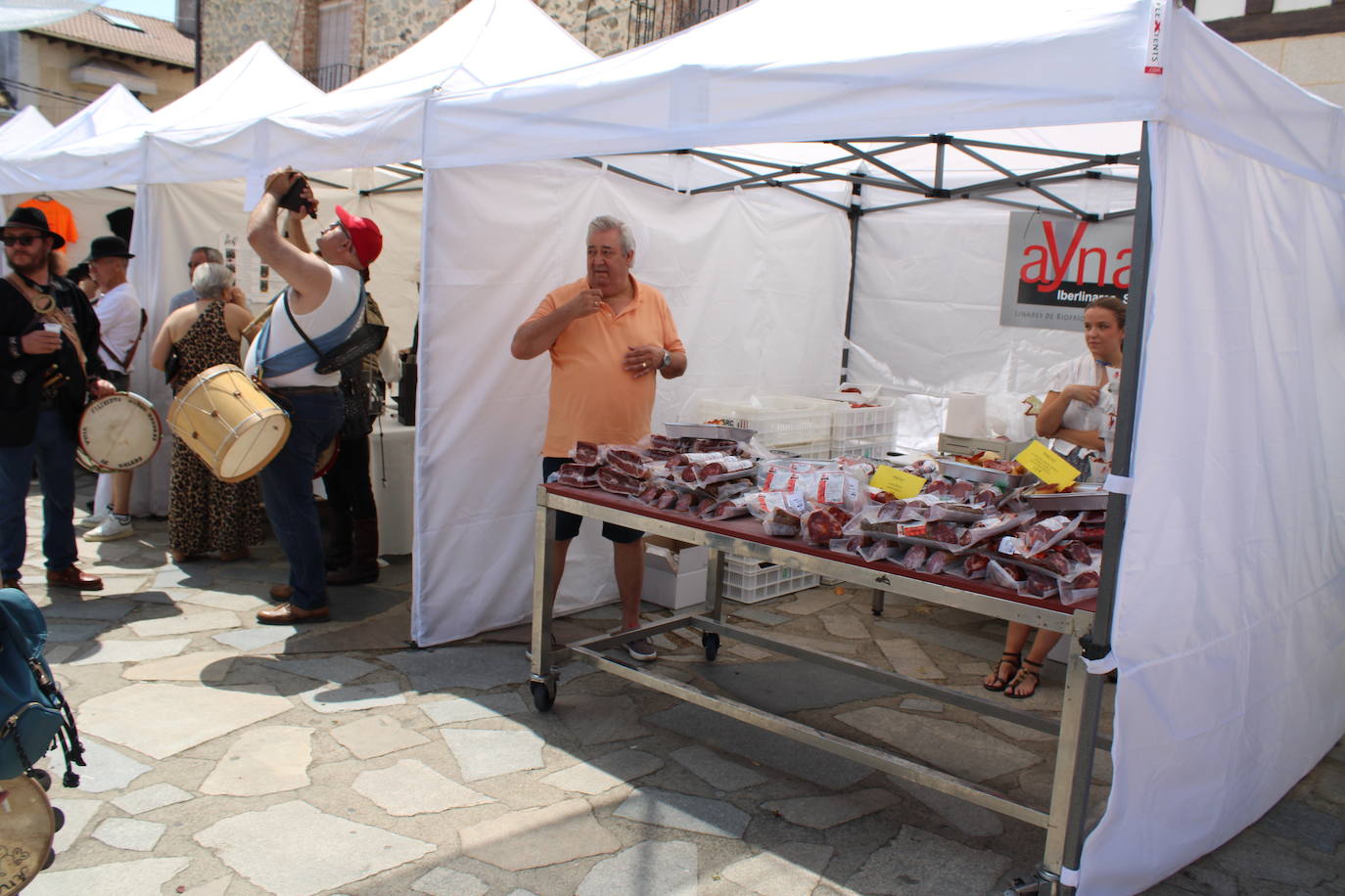 Festival de sabores en una animada feria en Linares de Riofrío