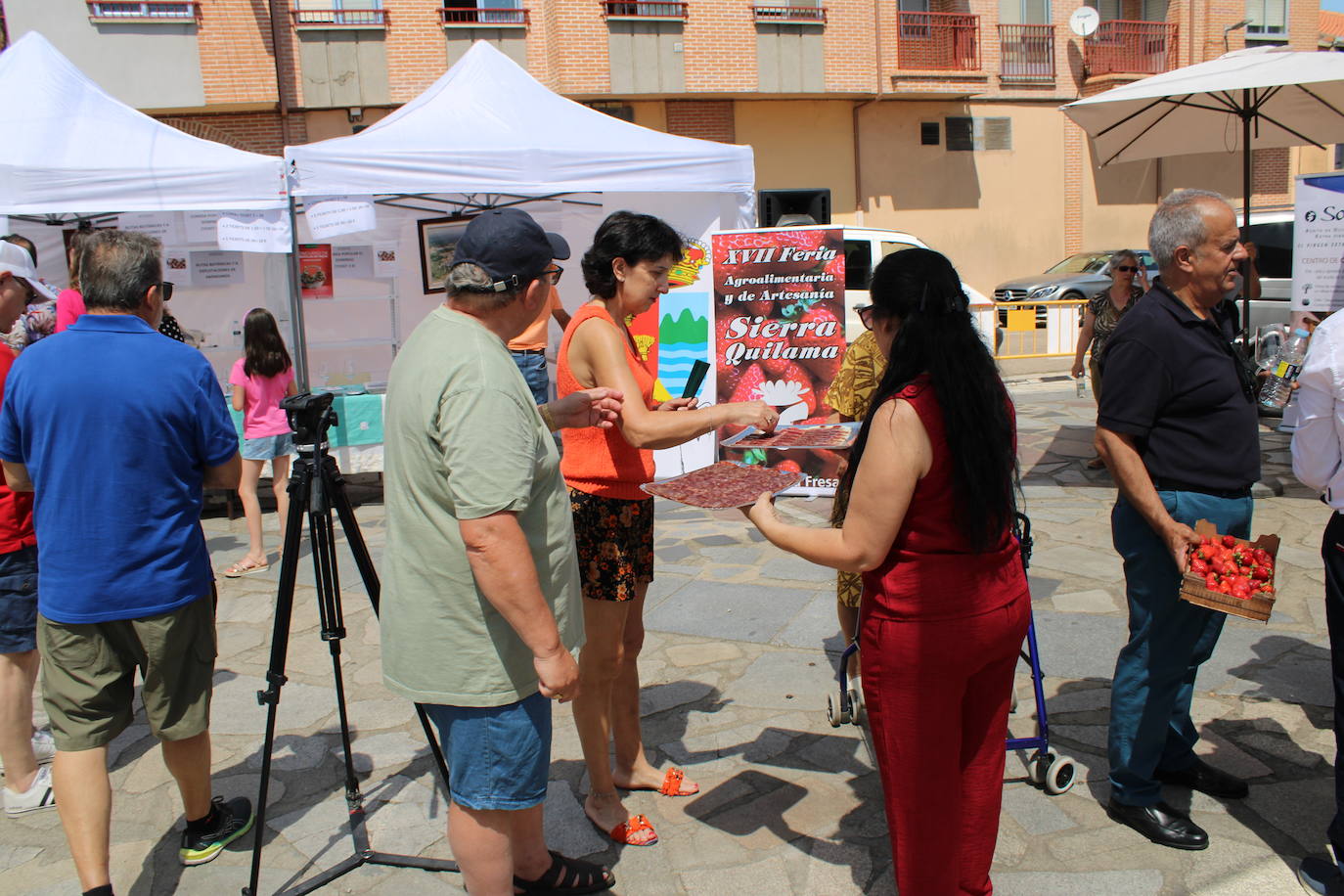 Festival de sabores en una animada feria en Linares de Riofrío