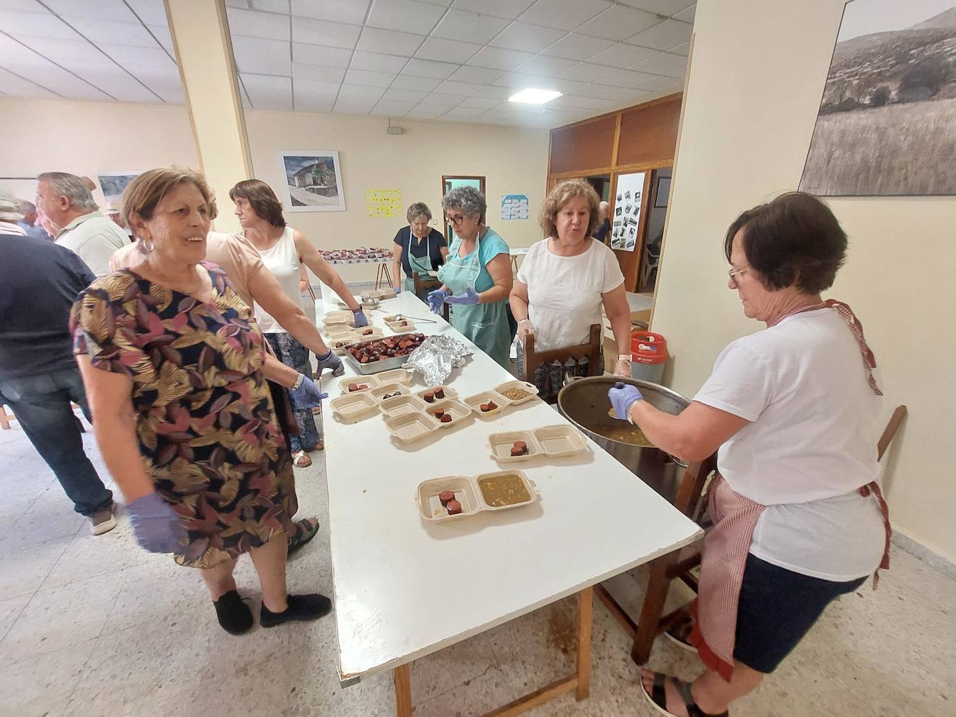 Calor y sabor para despedir la feria agroalimentaria de Linares de Riofrío
