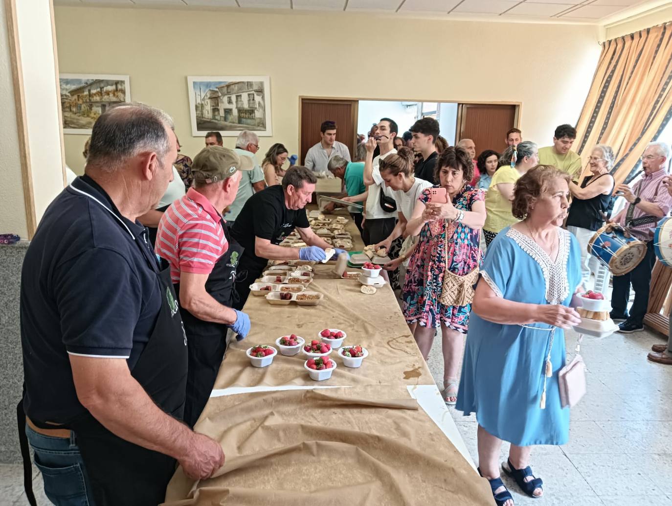 Calor y sabor para despedir la feria agroalimentaria de Linares de Riofrío