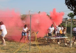 La color party hizo disfrutar a los vecinos.