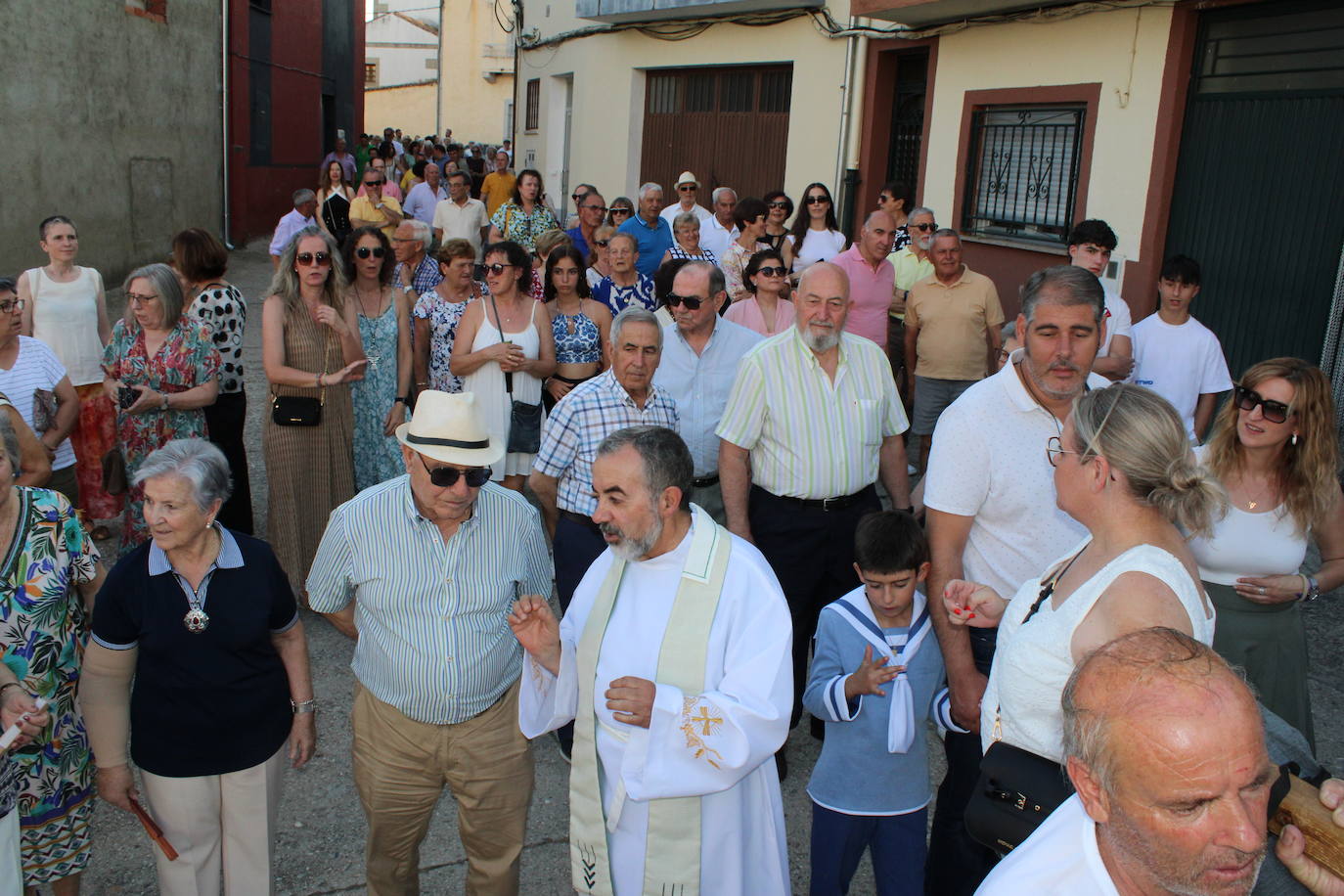 La Virgen de Valparaíso regresa a su ermita en Santibáñez de Béjar