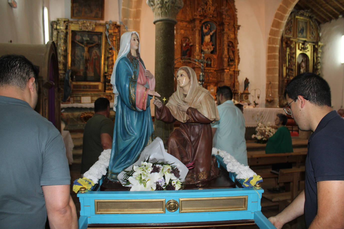 Berrocal de Salvatierra cumple con su patrona Santa Isabel