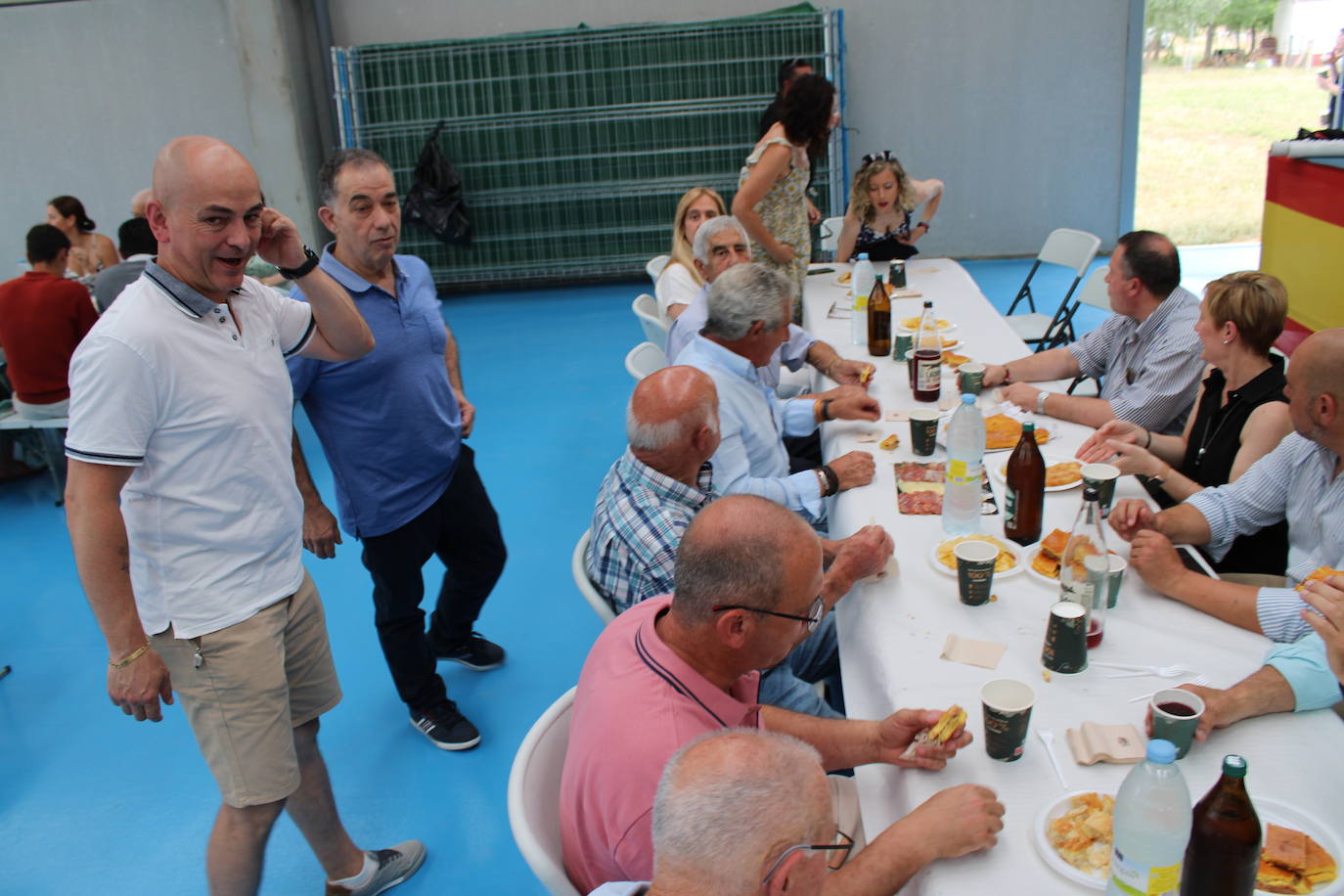 Berrocal de Salvatierra cumple con su patrona Santa Isabel