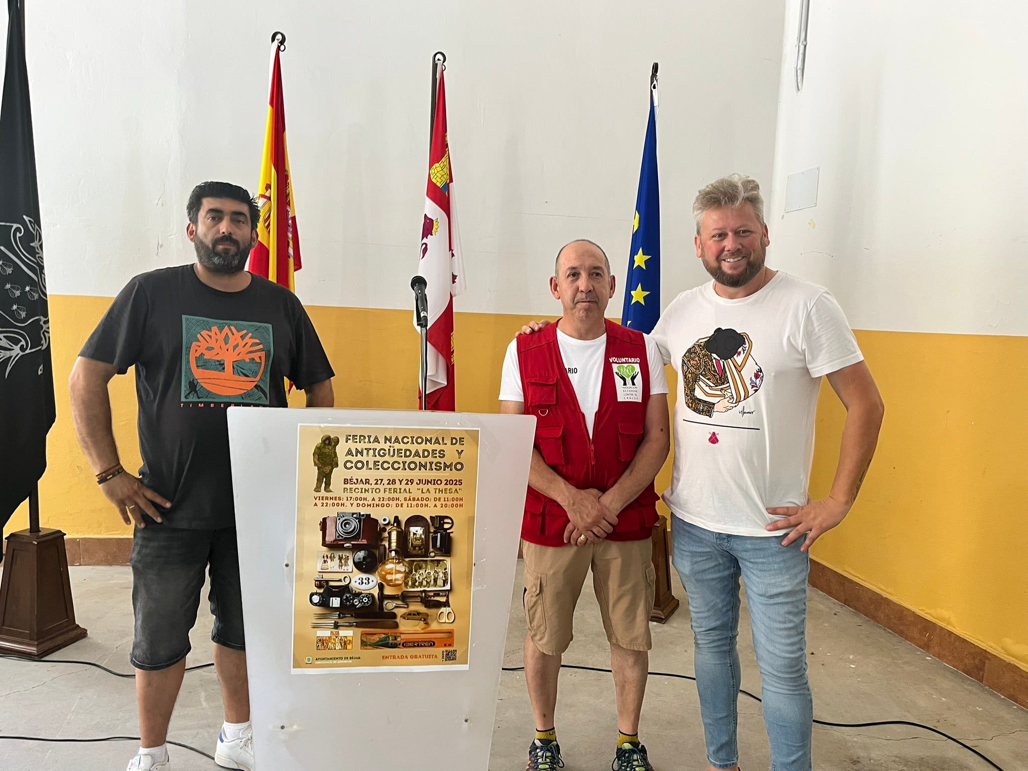 Béjar despide su primera feria de antigüedades con la idea de regresar en 2026