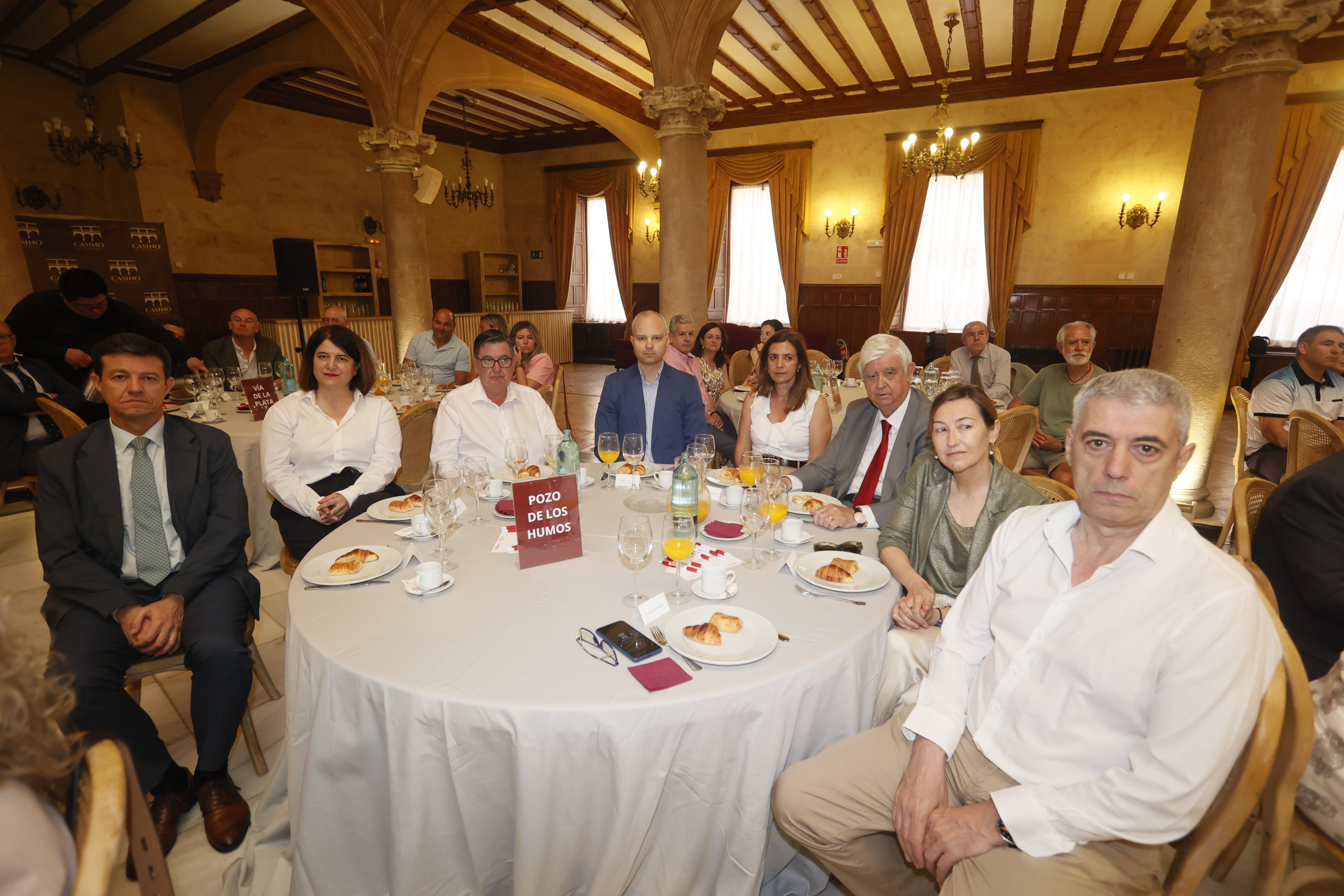 Alfredo Ibáñez (Salamanca de Transportes), Celestina Martín (Citycesa), Juan Luis Feltrero (Feltrero División Arte), Miguel Ángel Alba (Adarsa Salamanca), Susana Sánchez (LA GACETA), Godofredo García (Grupo Limcasa), Inmaculada Vicente (Zaldesa) y Francisco García (Hotel Cuatro Calzadas).
