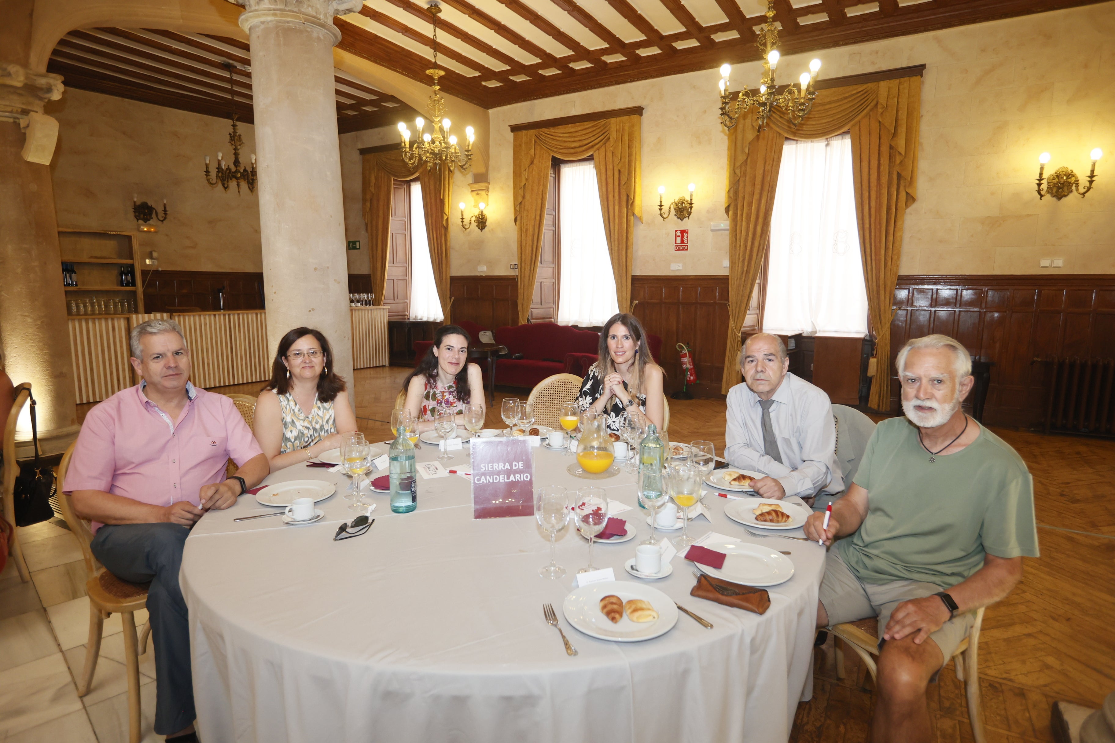 César Iglesias, Maite Sánchez, Soraya Paniagua, Marian Holgado (LA GACETA), Manuel Gómez y José Vicente Ledesma.