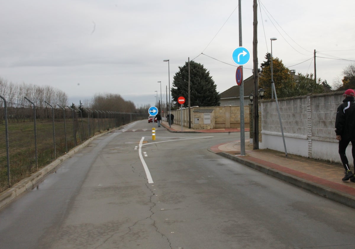 El robo tuvo lugar en un chalé de la urbanización Las Dunas.