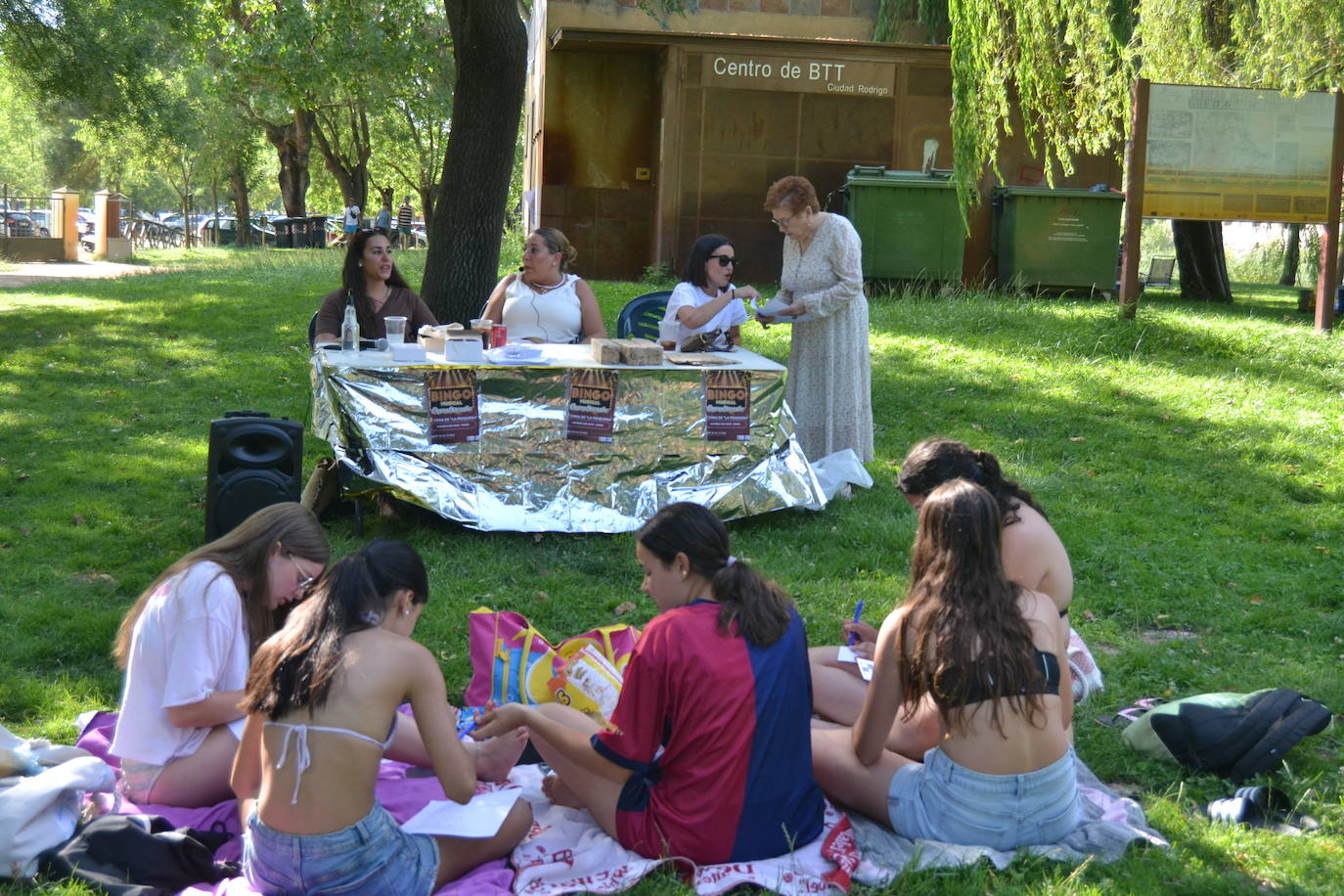Ciudad Rodrigo fusiona la música y el buen ambiente en un animado bingo