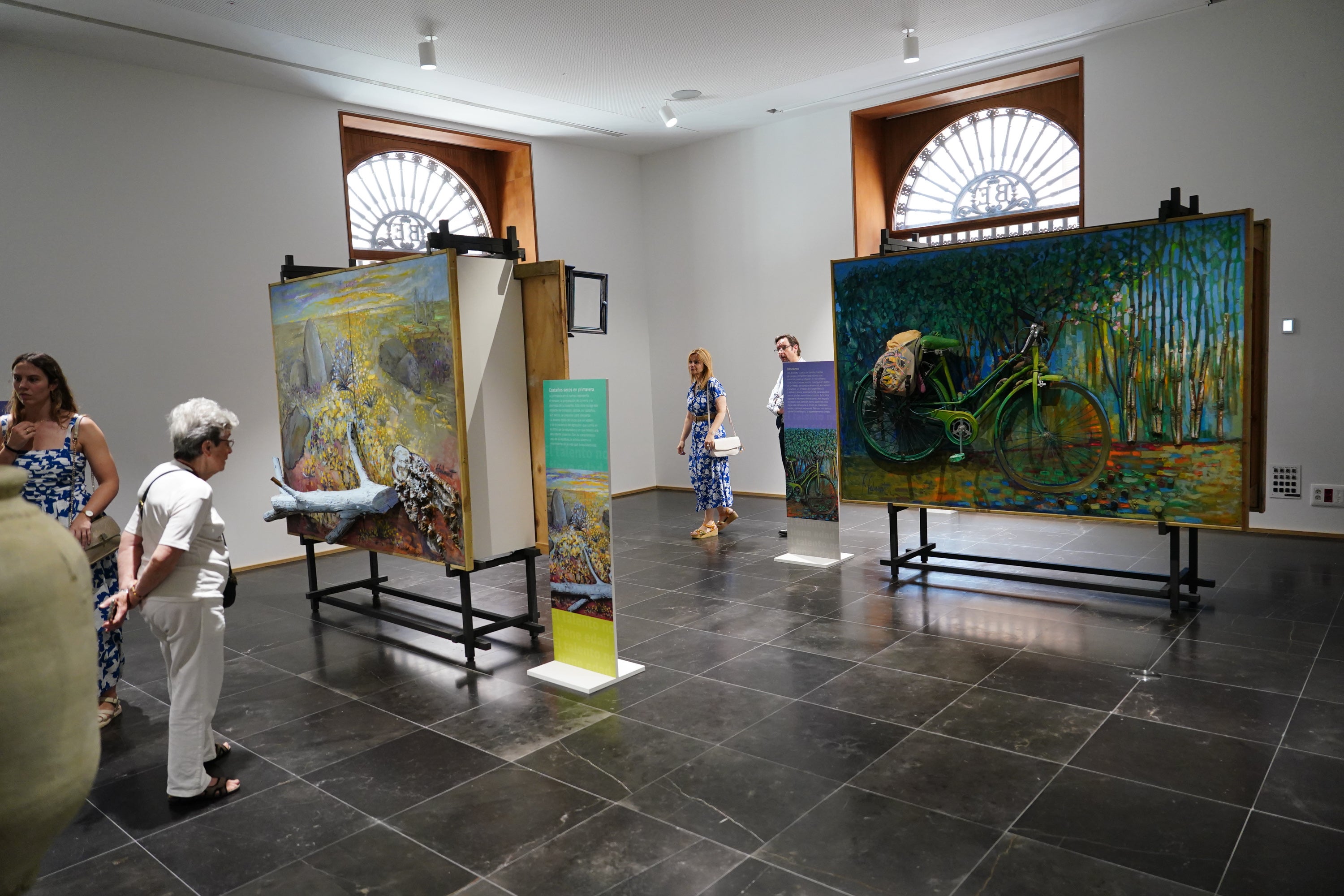 &#039;El talento no tiene edad&#039;, una exposición donde la memoria se convierte en arte