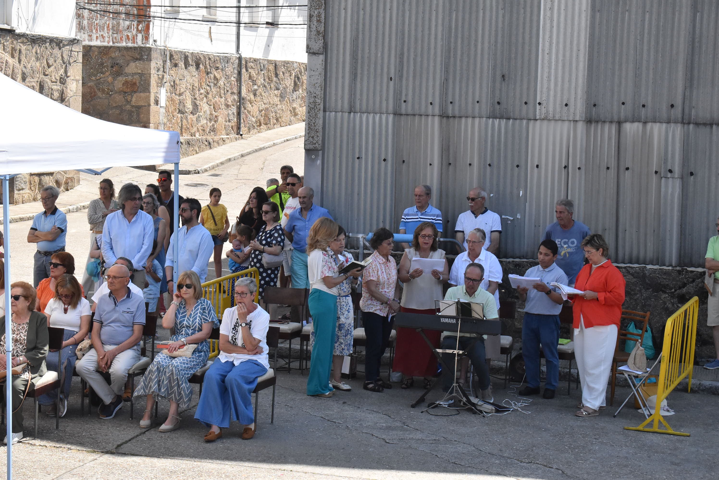 El barrio de La Antigua en Béjar honra a San Cristóbal para despedir sus fiestas de verano