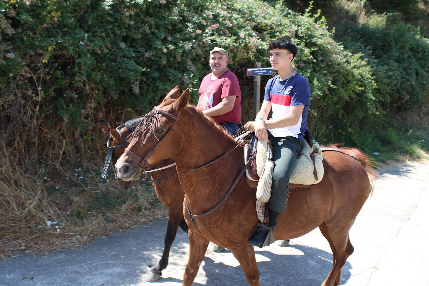 Cantagallo congrega a los amantes de los caballos en su primera ruta ecuestre