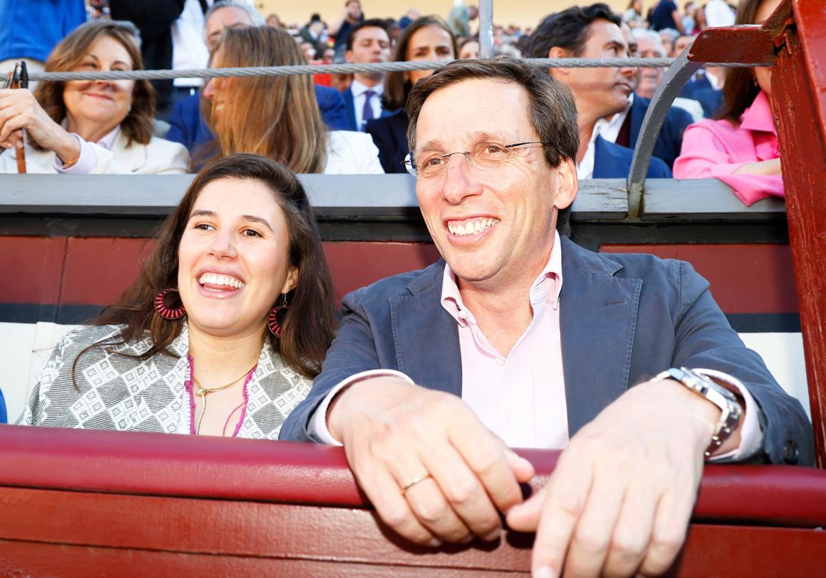 Teresa Urquijo y José Luis Martínez-Almeida.