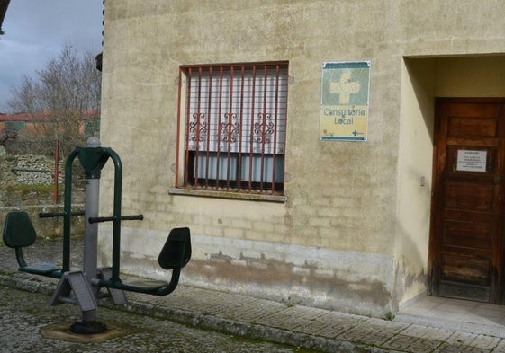 Entrada al consultorio médico de La Redonda.