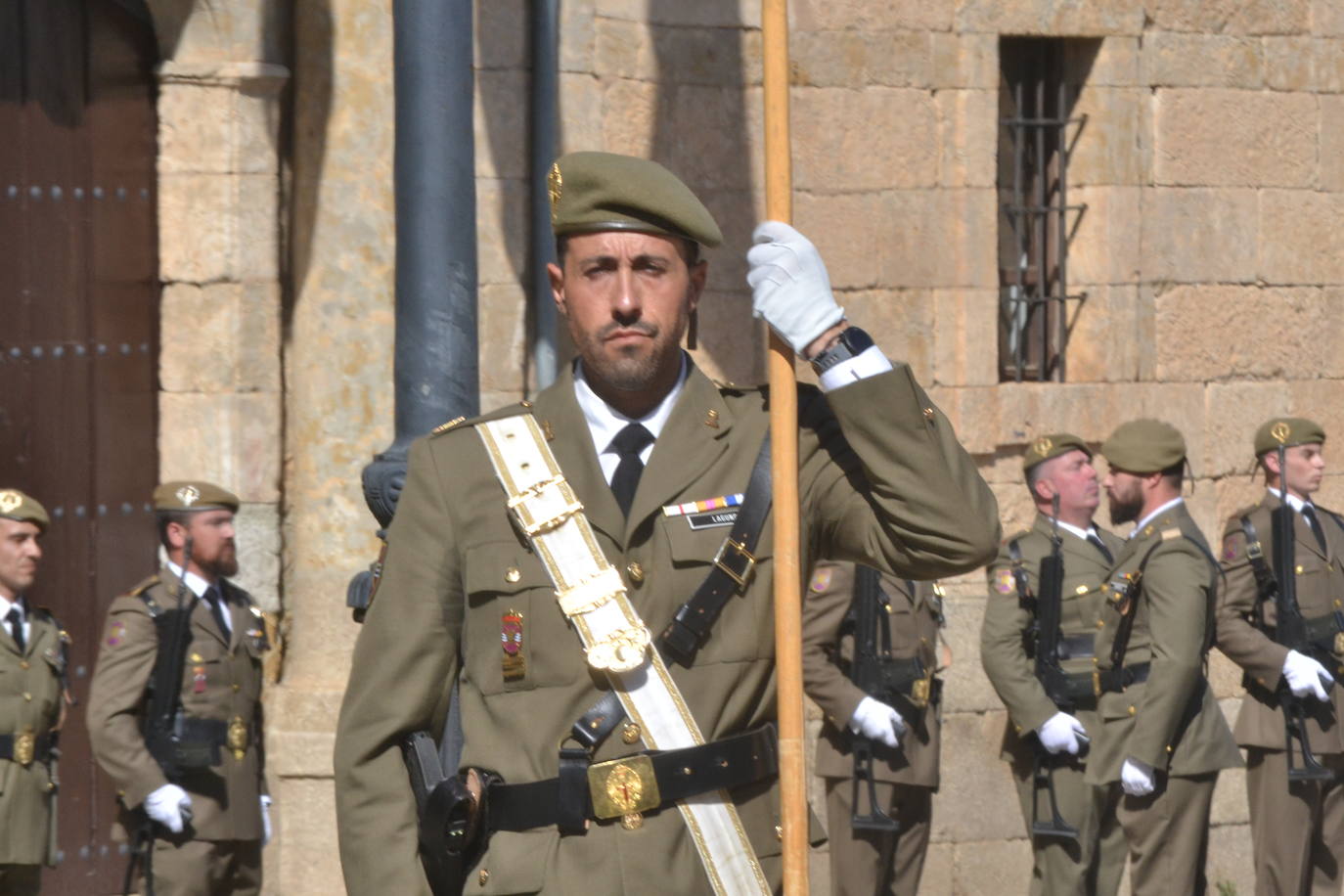 El merecido recuerdo a la heroica resistencia mirobrigense