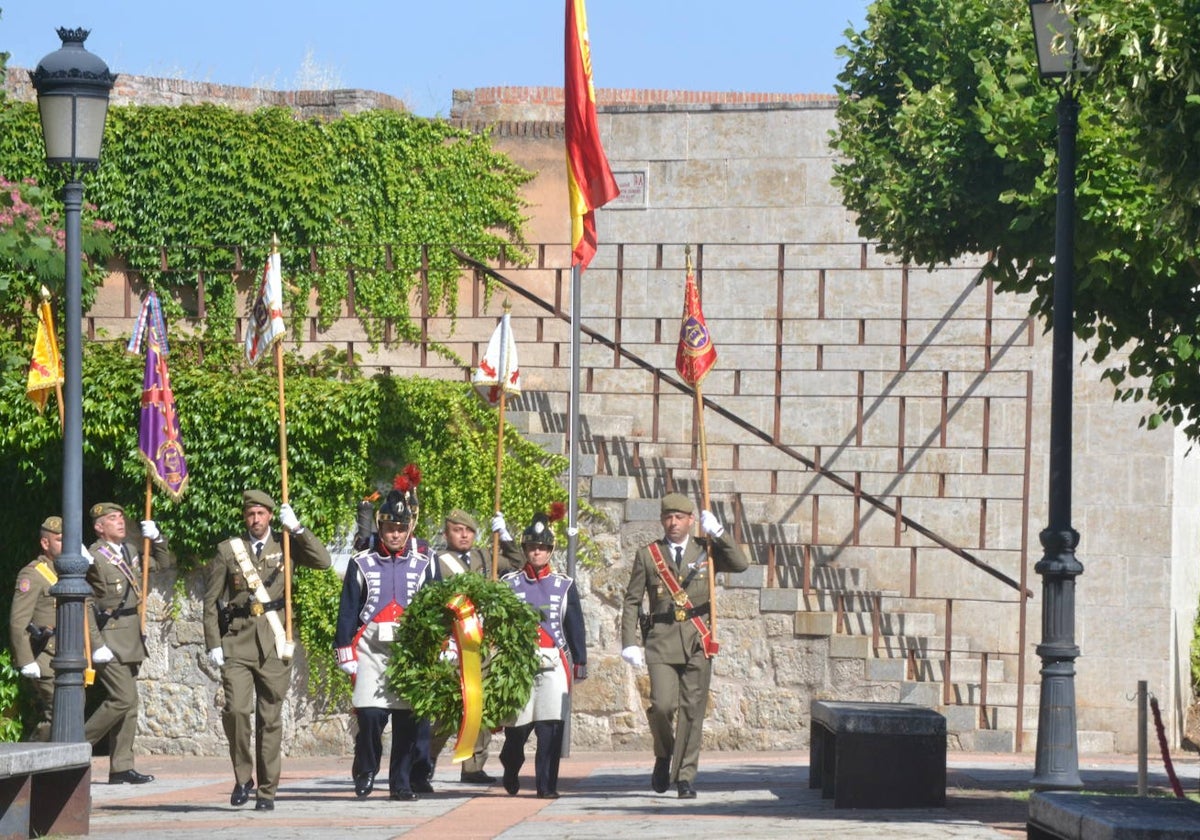 El merecido recuerdo a la heroica resistencia mirobrigense