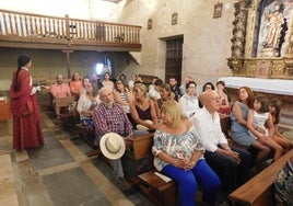 Vecinos de San Cristóbal de la Cuesta durante la obra.