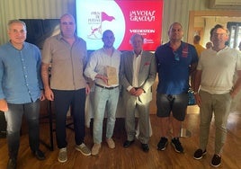 Ángel Losada, Raúl Sánchez, Alberto Dávila, Eustaquio Andrés, Omar Khalil y Luciano Albo, en la presentación en La Valmuza Golf.
