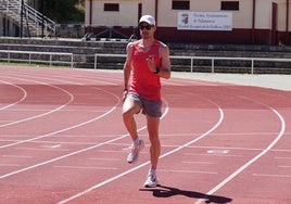 Álvaro de Arriba, en un entrenamiento en Las Pistas del Helmántico.