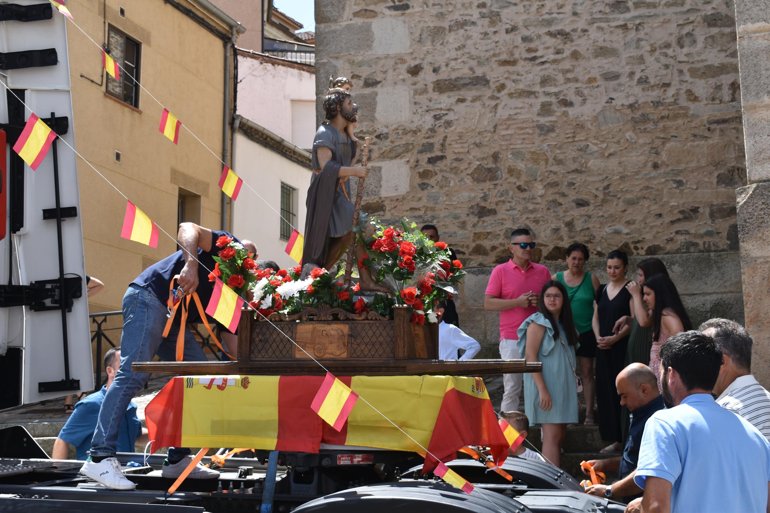 Devoción sobre ruedas en Alba de Tormes por San Cristóbal