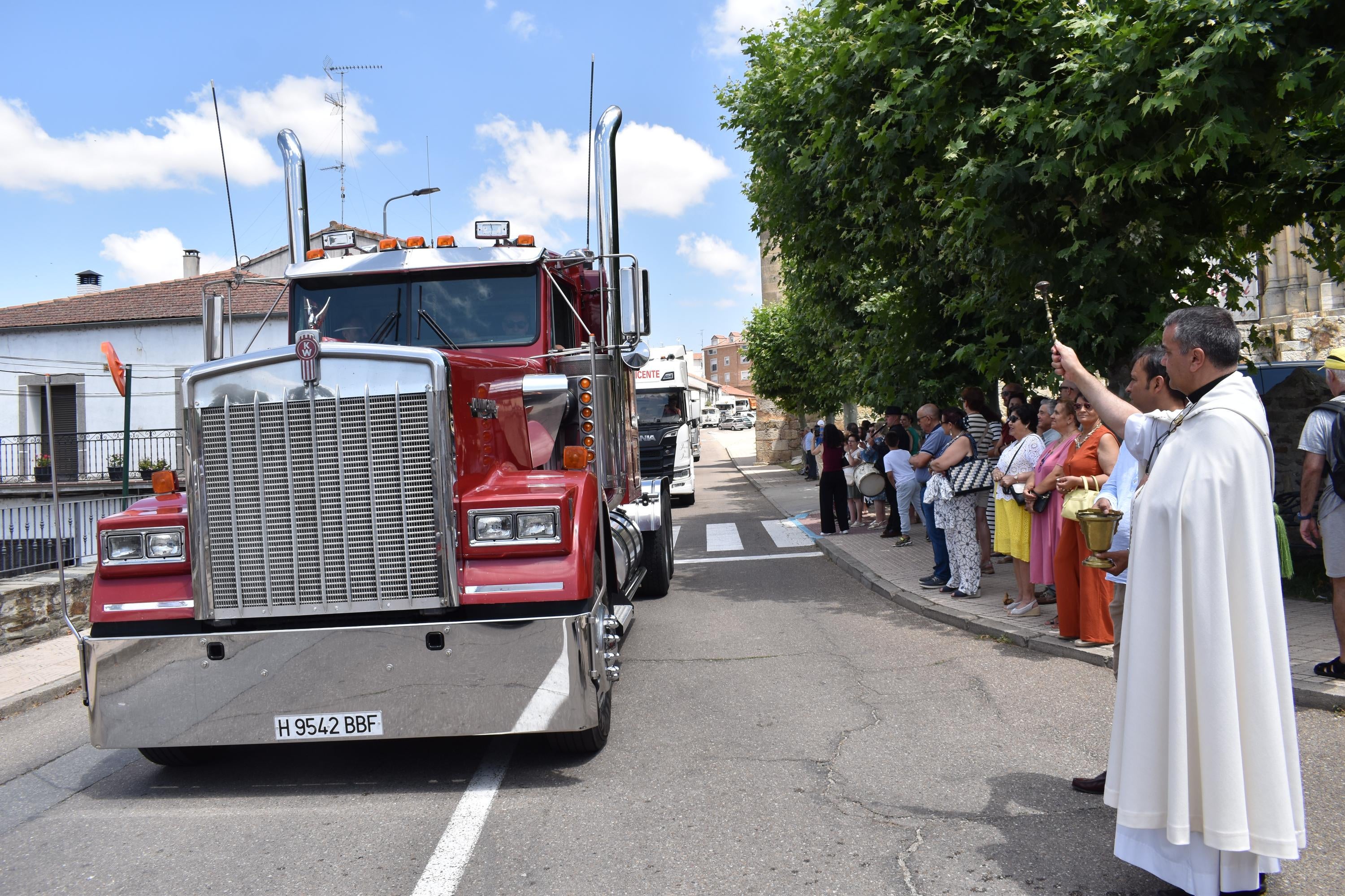 Devoción sobre ruedas en Alba de Tormes por San Cristóbal