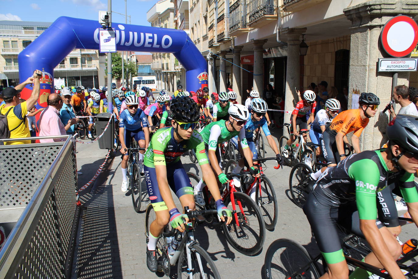 Guijuelo disfruta de la segunda etapa de su vuelta ciclista