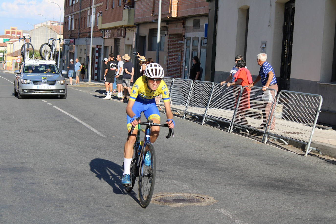Guijuelo disfruta de la segunda etapa de su vuelta ciclista
