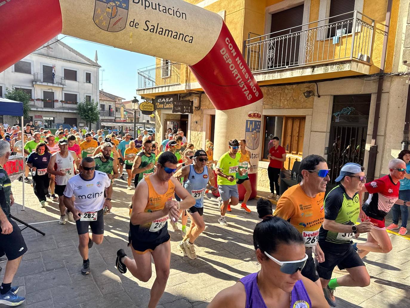 Daniel Ayuso y Verónica Rodríguez se llevan el cross de La Honfría de Linares