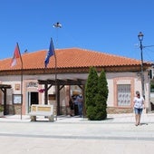 Fachada del Ayuntamiento de Galinduste, donde también se ubica el cajero afectado.