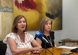 Carmen Ávila y Sonsoles Núñez durante la rueda de prensa.