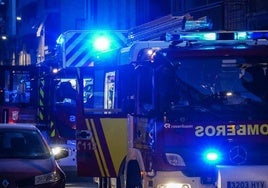 Bomberos de Salamanca, durante una intervención nocturna.