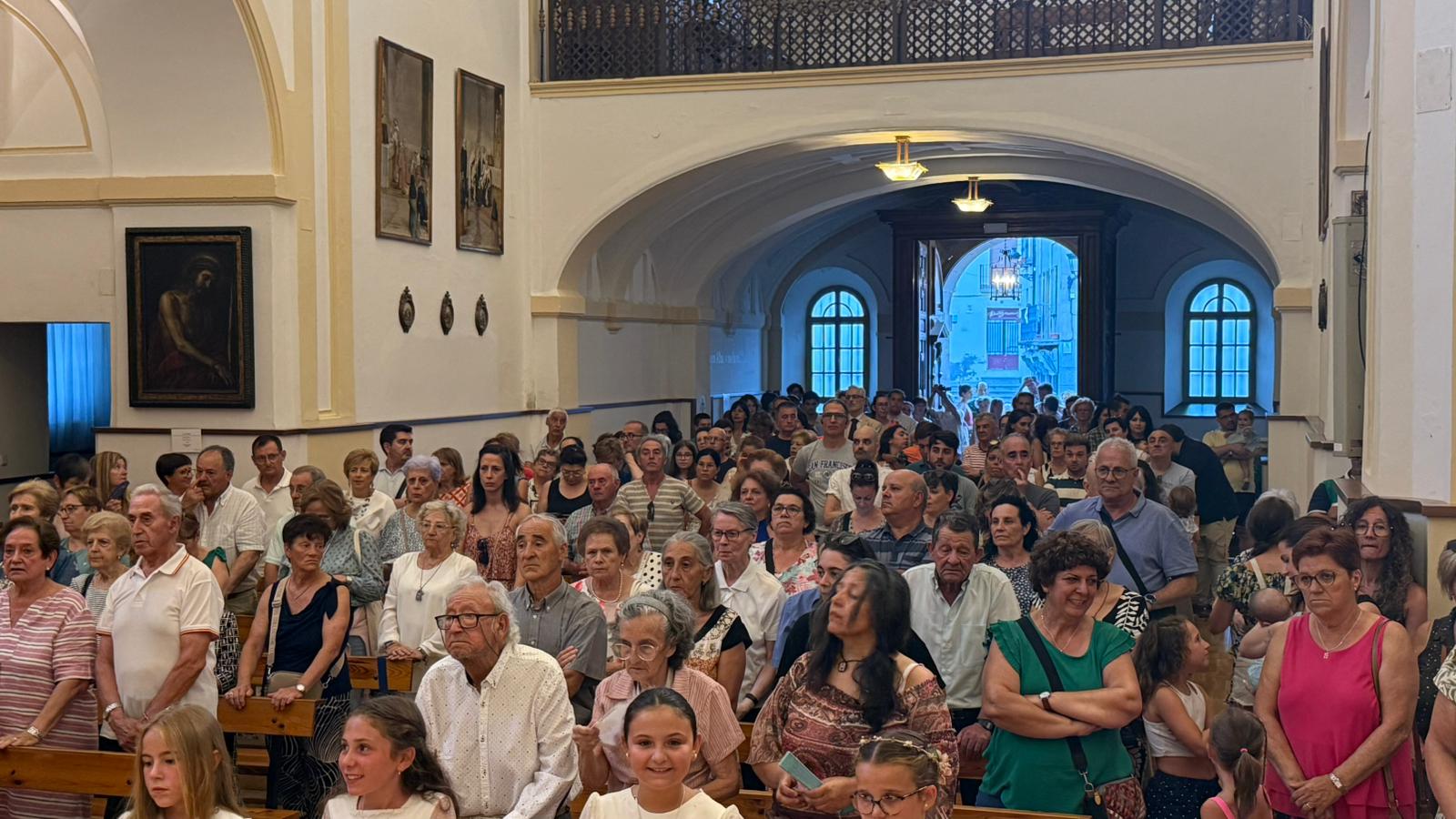 Alba de Tormes honra la memoria de los pescadores y a la Virgen del Carmen en su paseo fluvial