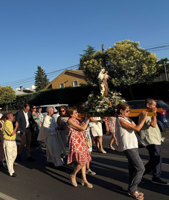 Imagen secundaria 2 - Recogimiento al compás de la música en Santa Marta