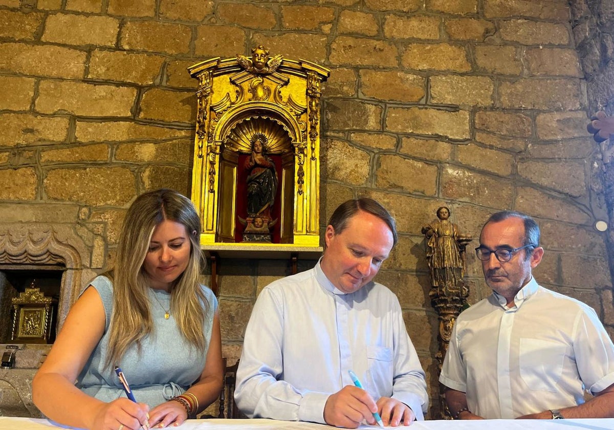 Laura Vicente, José María Rodríguez y Gabriel Ángel Cid