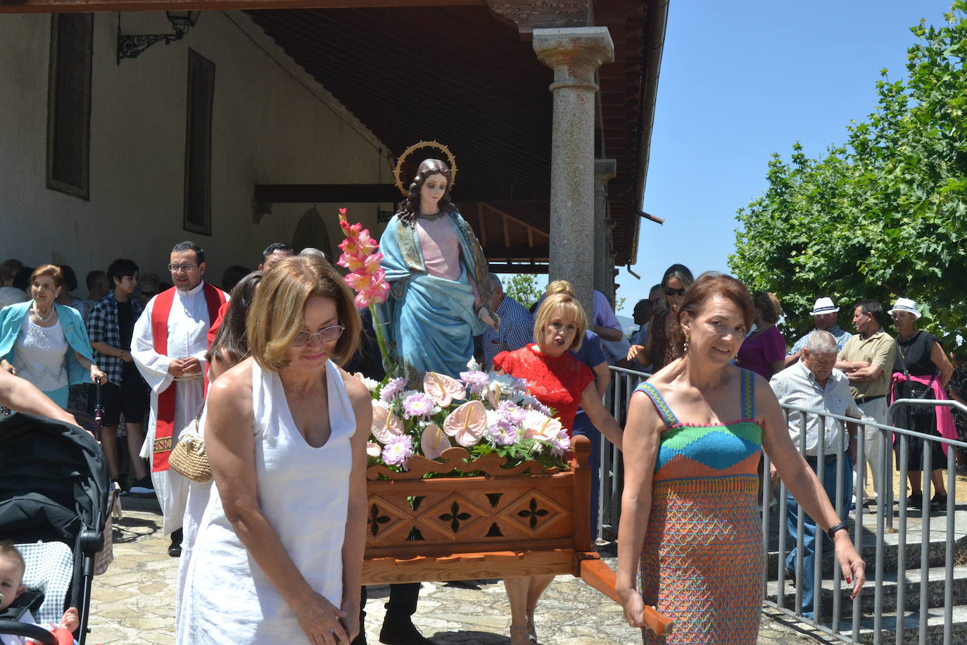 Escurial de la Sierra honra con fervor a Santa Marina