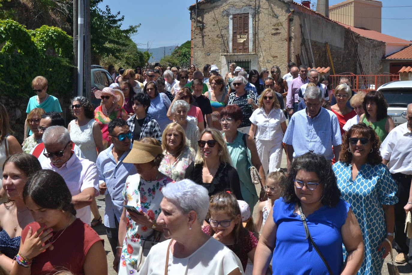 Escurial de la Sierra honra con fervor a Santa Marina