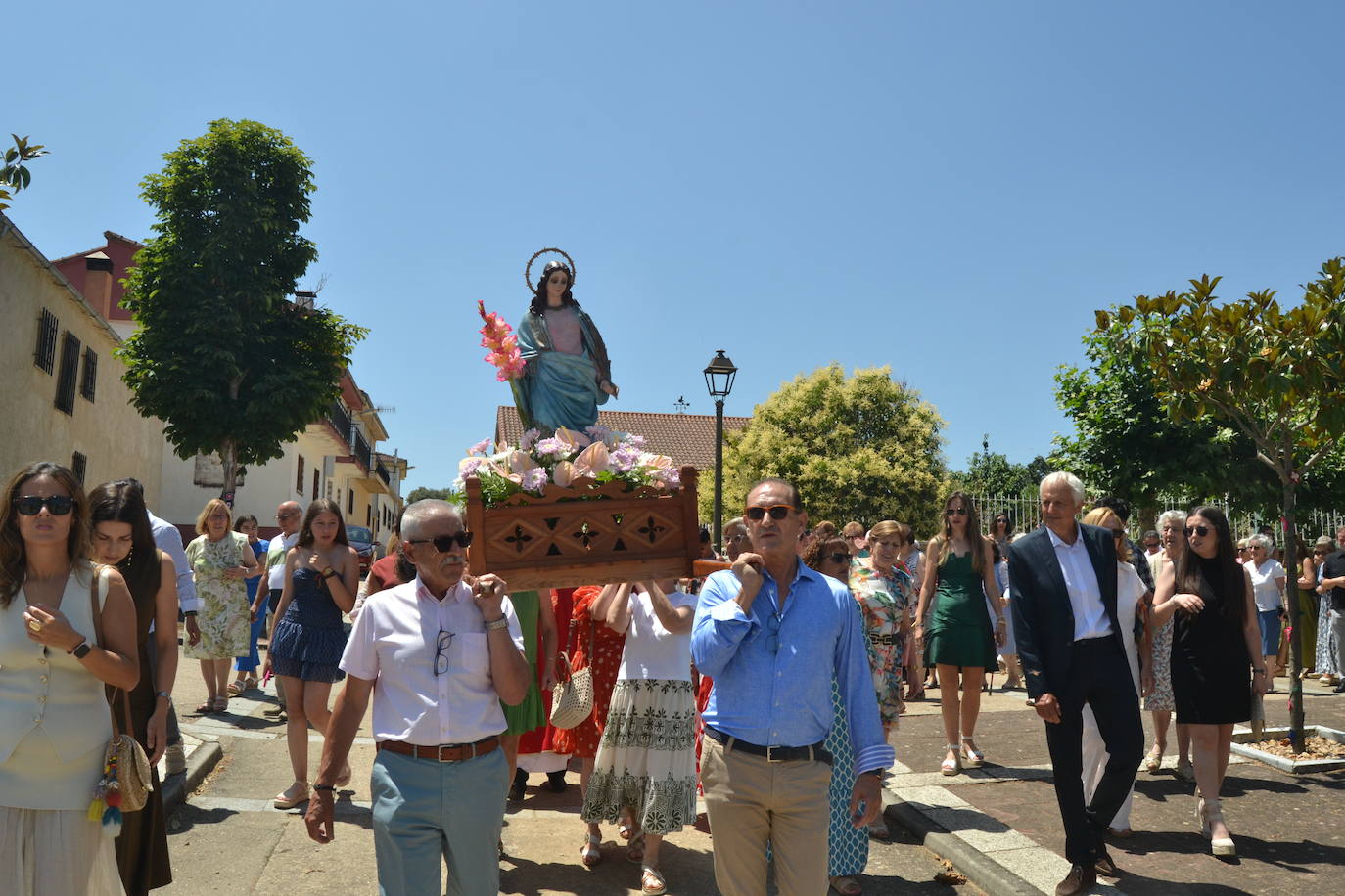 Escurial de la Sierra honra con fervor a Santa Marina