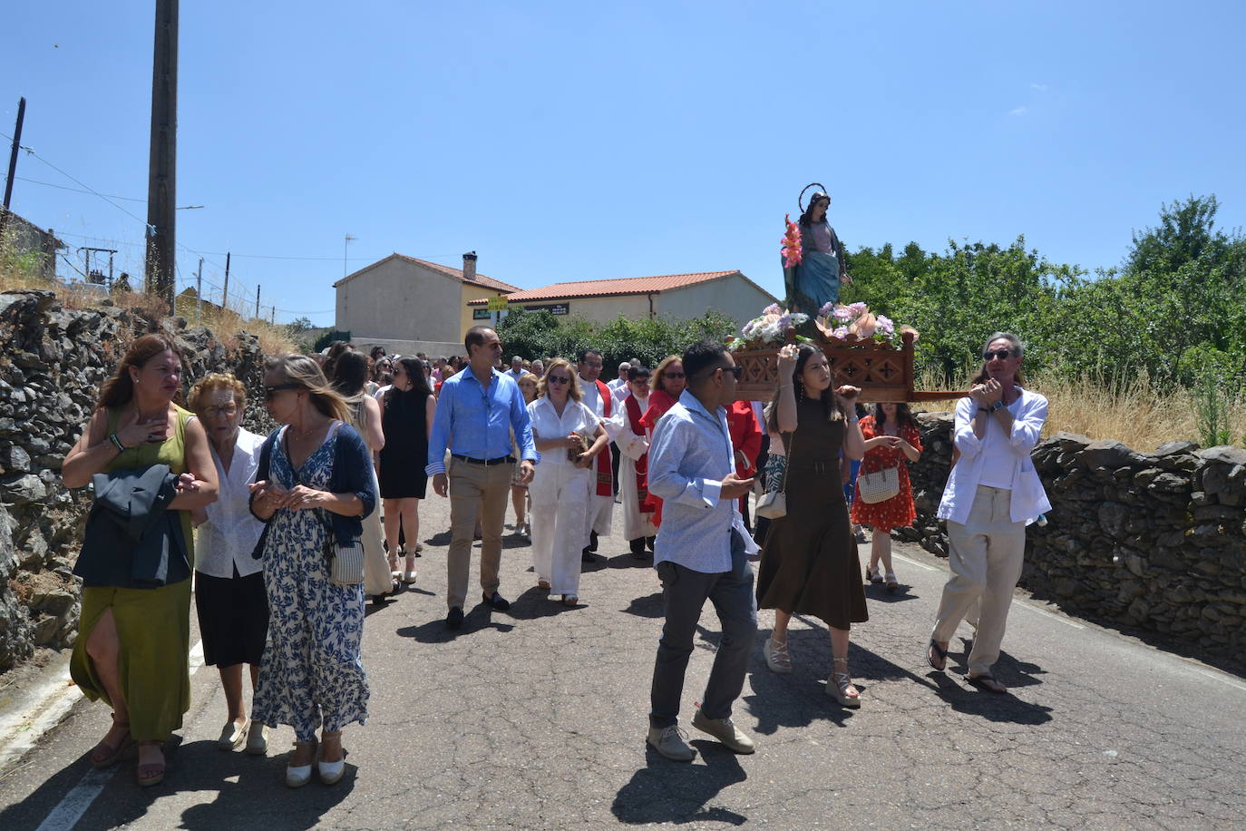 Escurial de la Sierra honra con fervor a Santa Marina