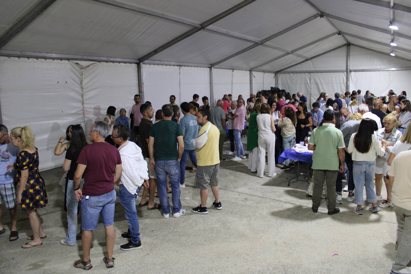 Sabroso inicio de fiestas en Palacios de Salvatierra